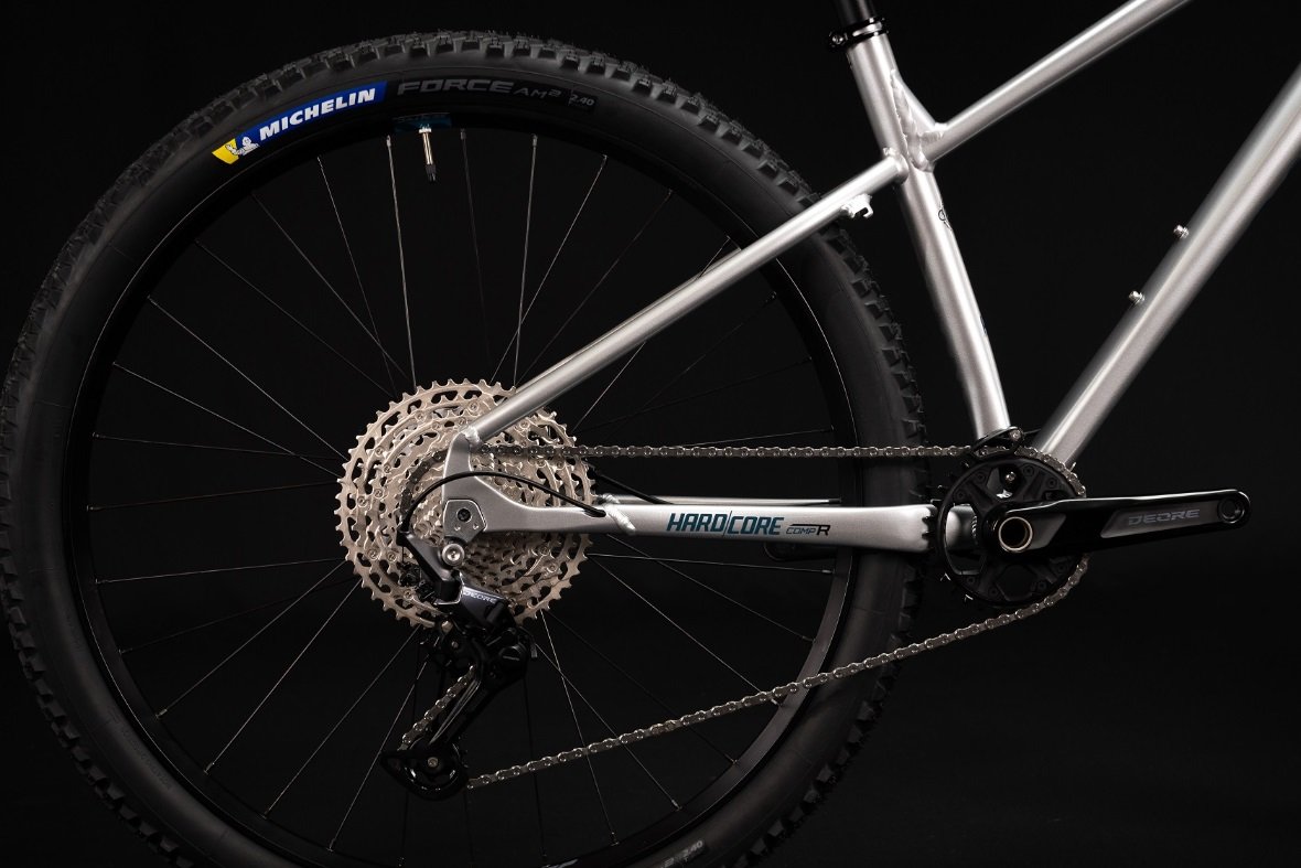 Bicicleta Hardcore Comp R - 2022 - SENSE